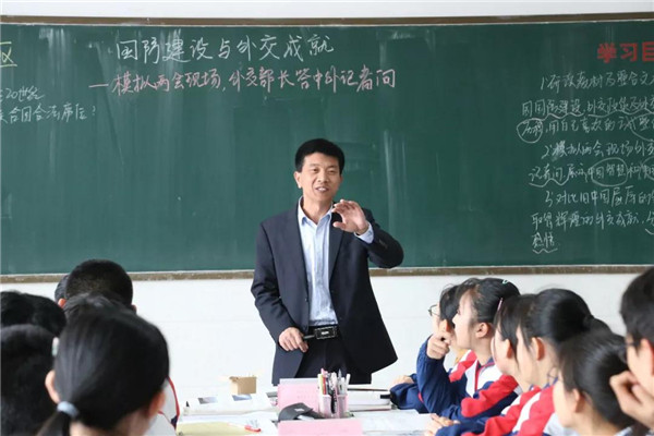 微信图片_20190404184145_副本.jpg