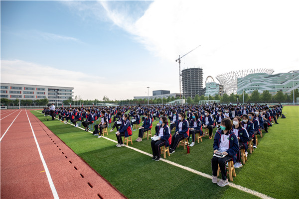 学生1.jpg